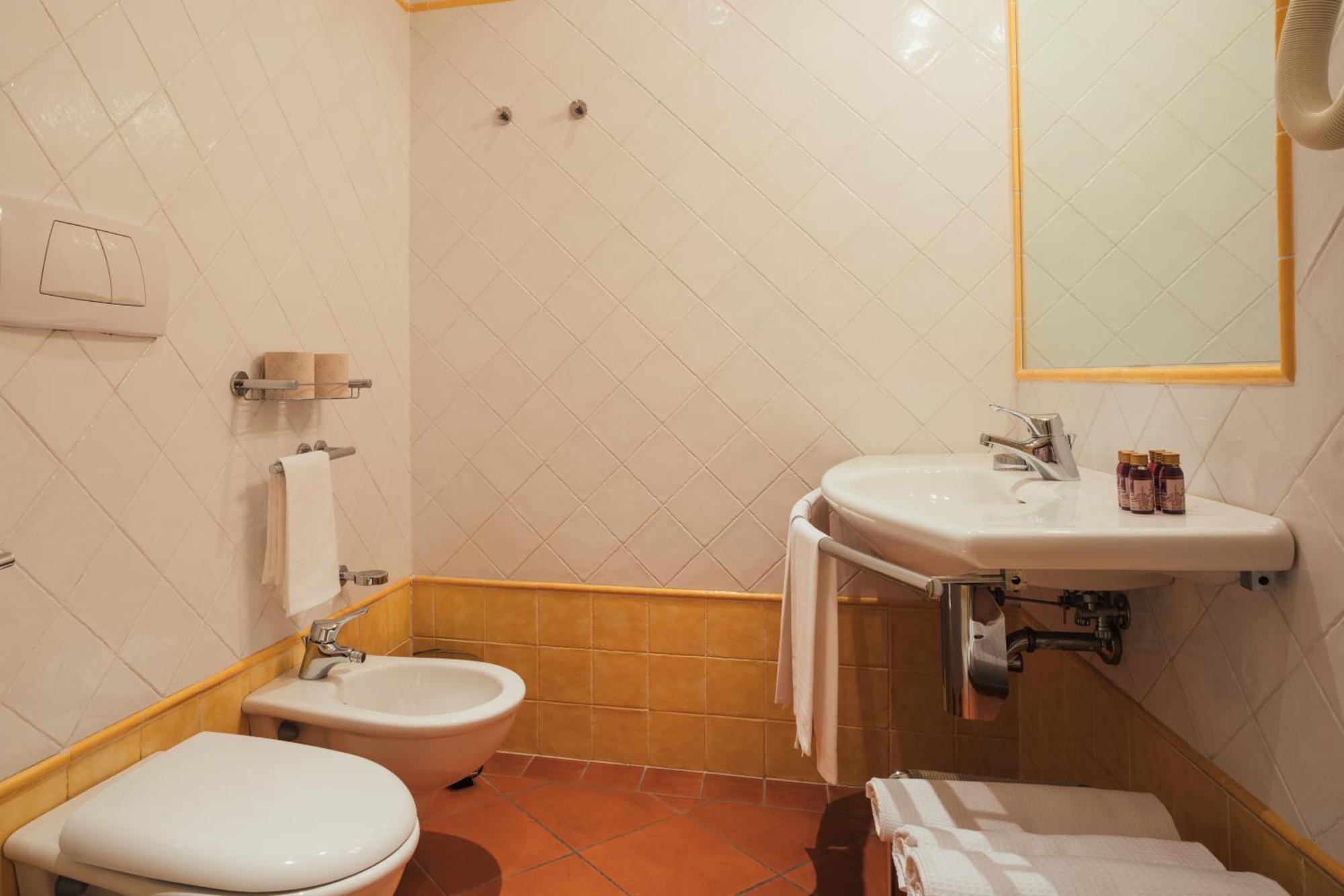 Albergo Cane 도자 외부 사진