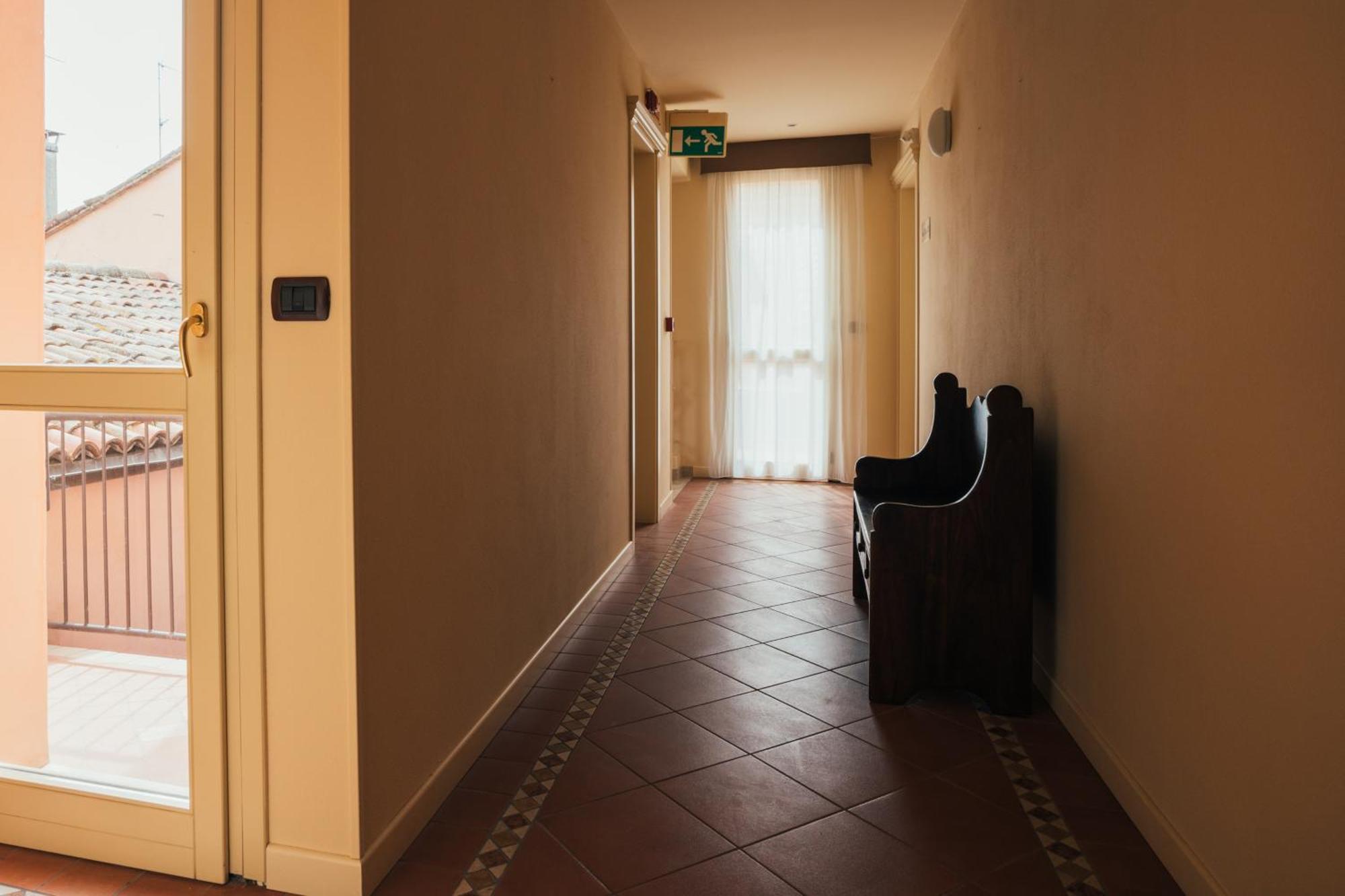 Albergo Cane 도자 외부 사진