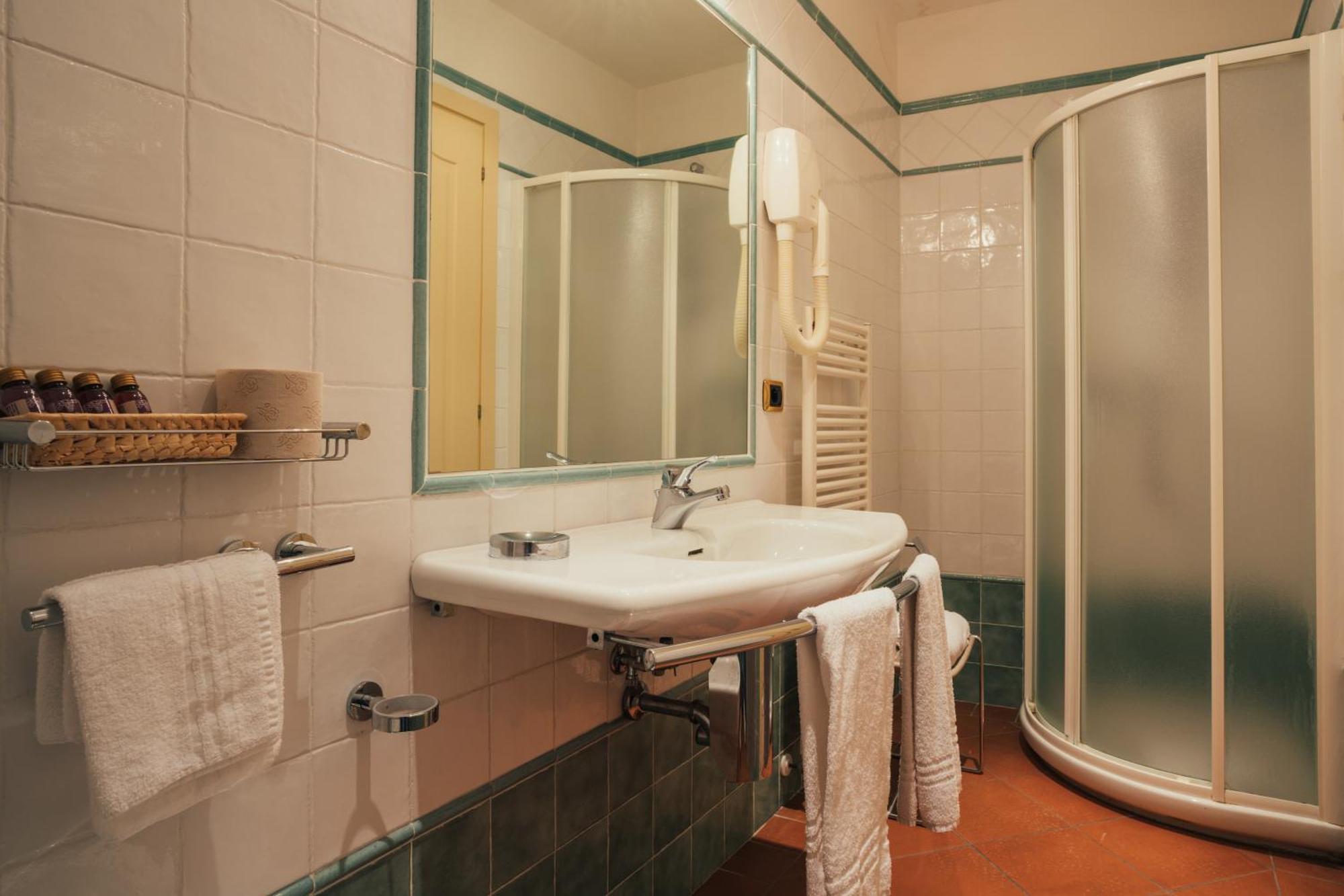 Albergo Cane 도자 외부 사진